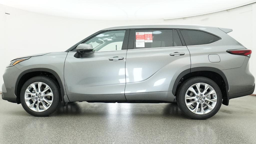 New 2026 Toyota Highlander SUV