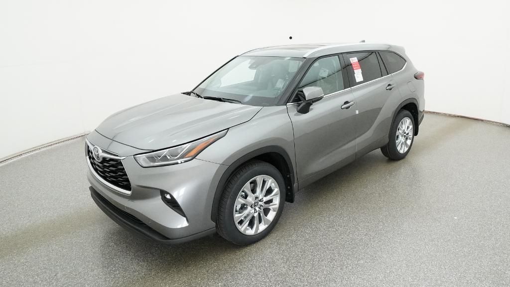2026 Toyota Highlander Limited's photo