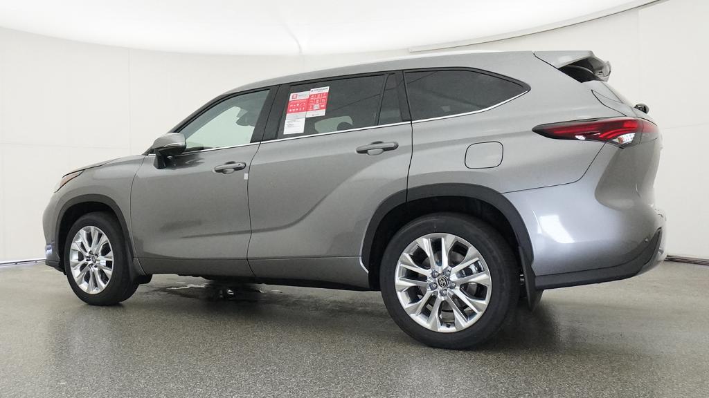 New 2026 Toyota Highlander SUV