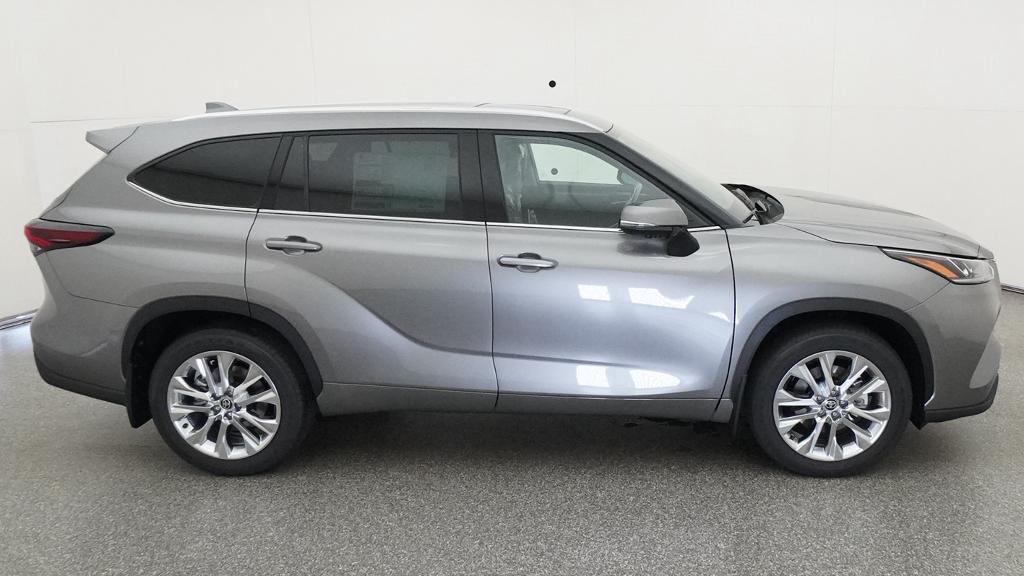 New 2026 Toyota Highlander SUV