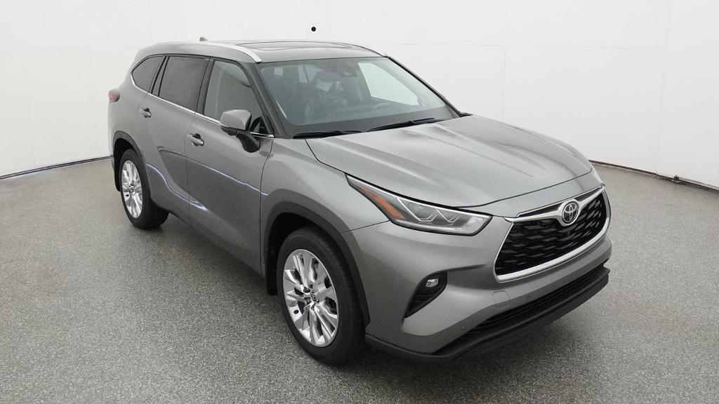 New 2026 Toyota Highlander SUV