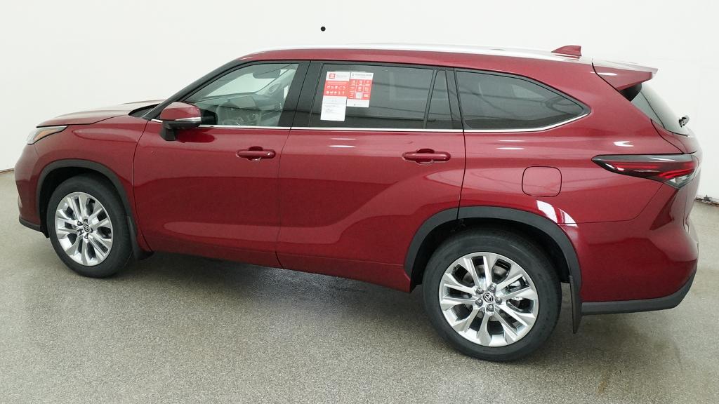 New 2026 Toyota Highlander SUV