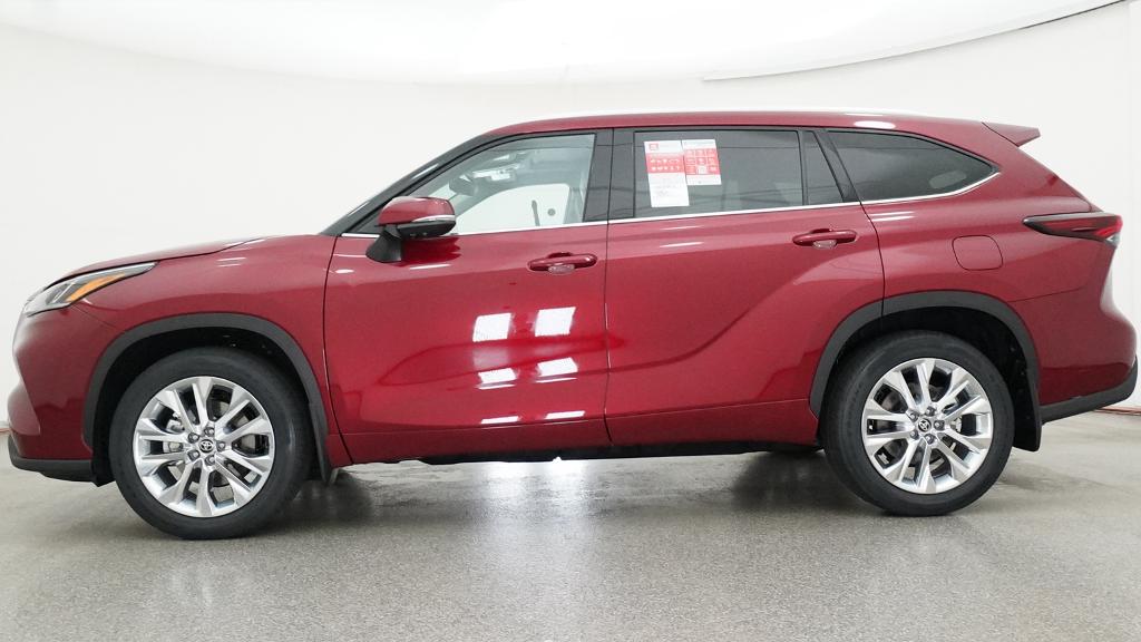 New 2026 Toyota Highlander SUV