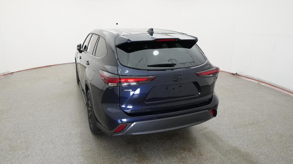 New 2026 Toyota Highlander SUV