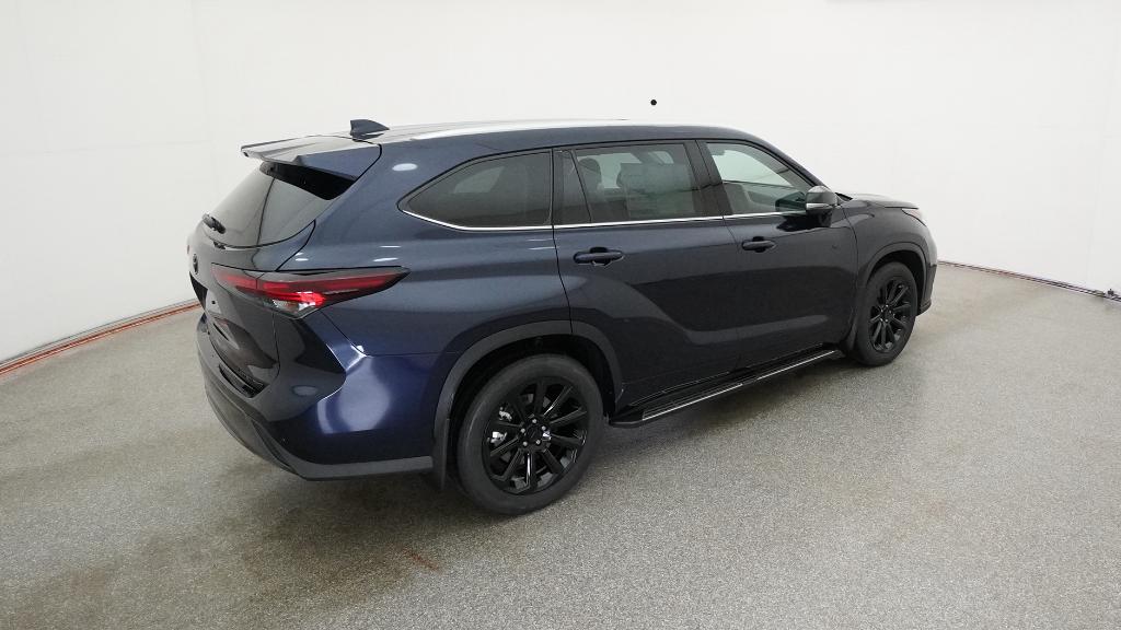 New 2026 Toyota Highlander SUV