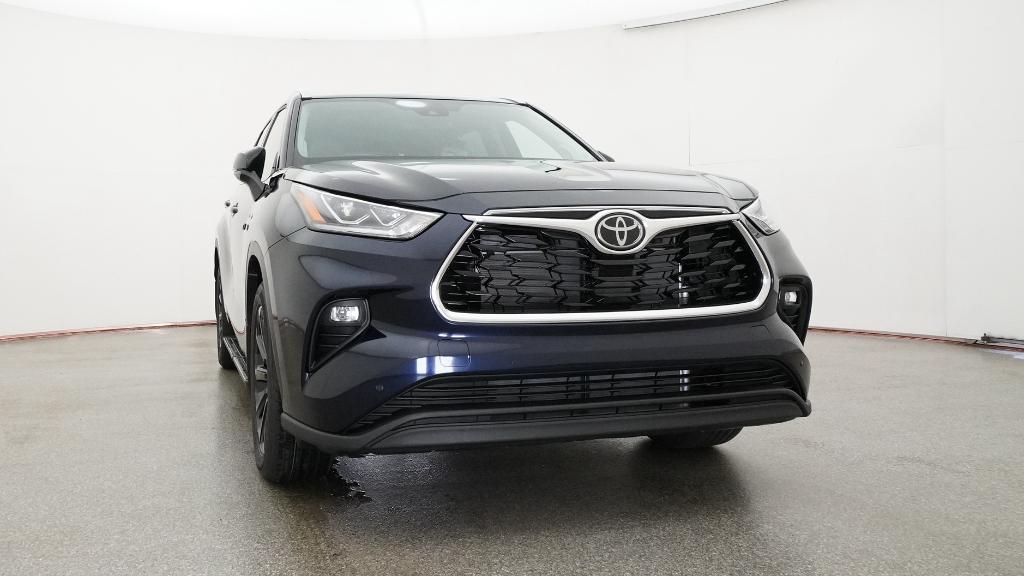 New 2026 Toyota Highlander SUV