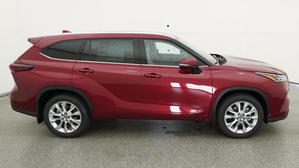 New 2026 Toyota Highlander SUV