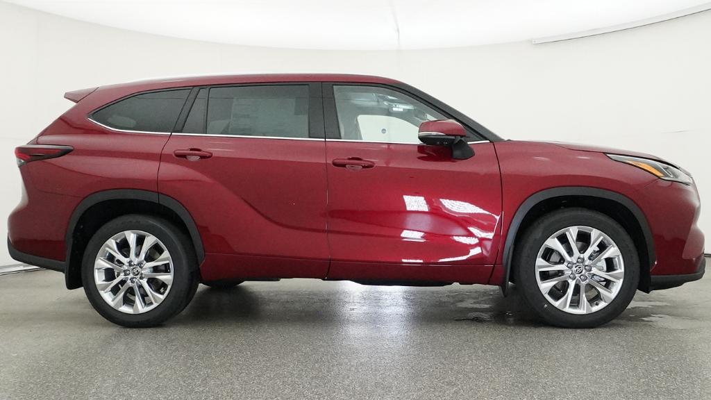 New 2026 Toyota Highlander SUV