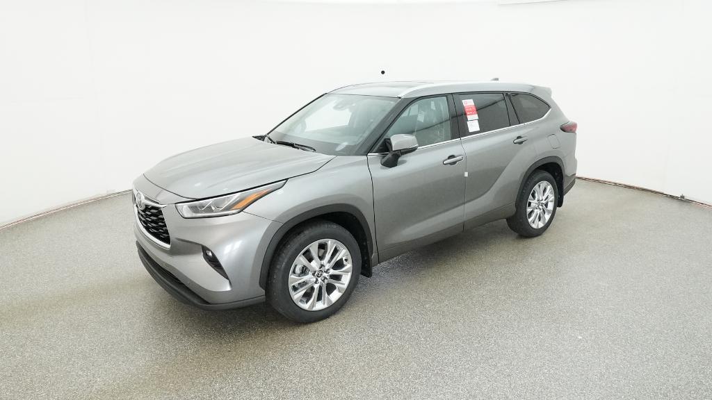 2026 Toyota Highlander Limited's photo