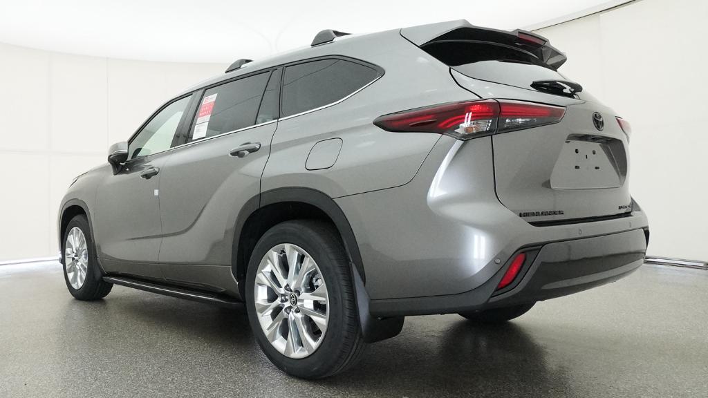 New 2026 Toyota Highlander SUV