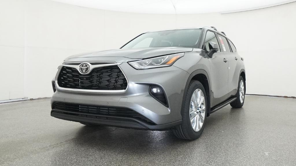 New 2026 Toyota Highlander SUV