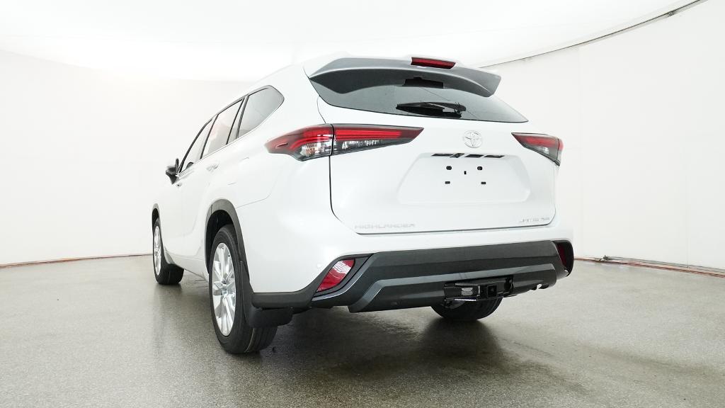 New 2026 Toyota Highlander SUV