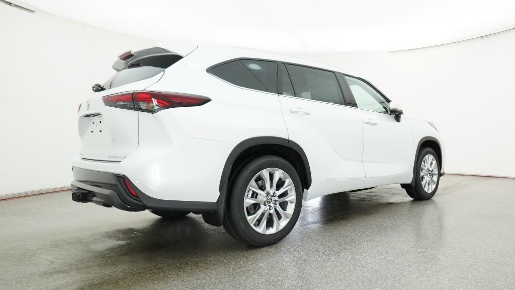 New 2026 Toyota Highlander SUV