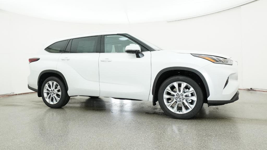 New 2026 Toyota Highlander SUV