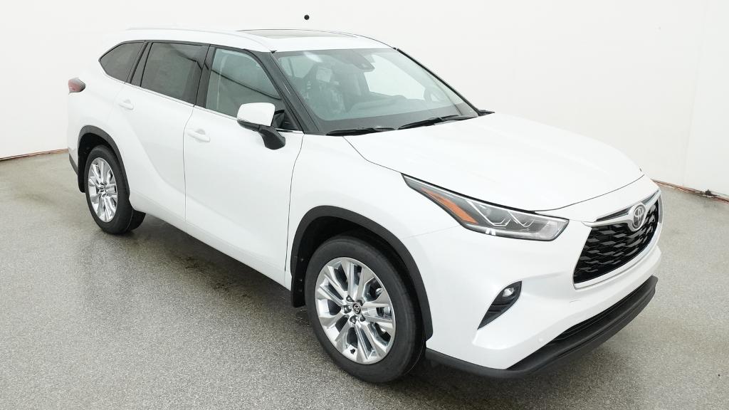 New 2026 Toyota Highlander SUV