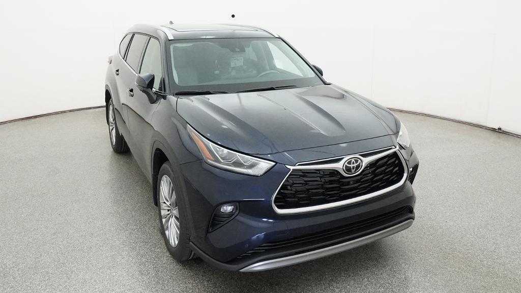 New 2026 Toyota Highlander SUV