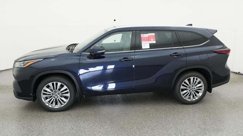 New 2026 Toyota Highlander SUV