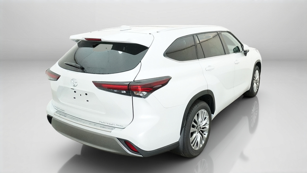 New 2026 Wind Chill Pearl Toyota Platinum image 31