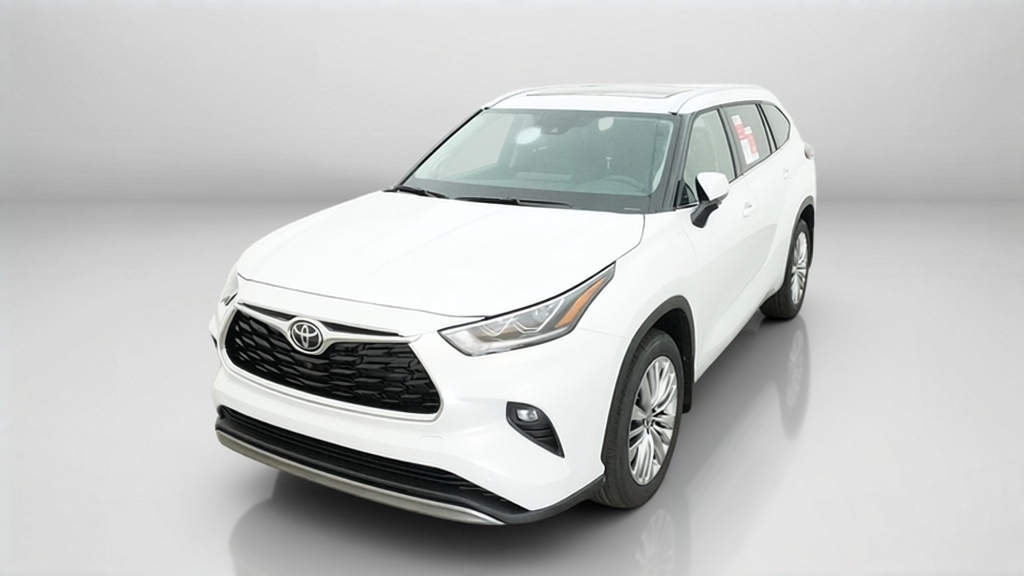 New 2026 Wind Chill Pearl Toyota Platinum image 30