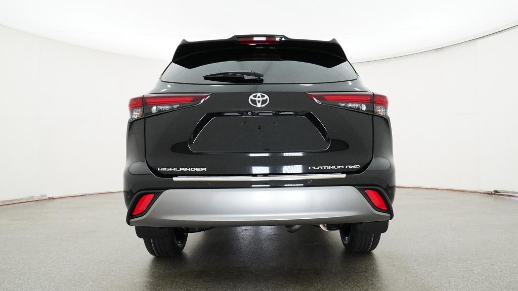 New 2026 Toyota Highlander SUV