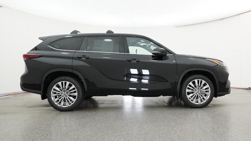 New 2026 Toyota Highlander SUV