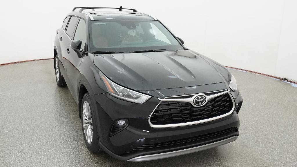 New 2026 Toyota Highlander SUV