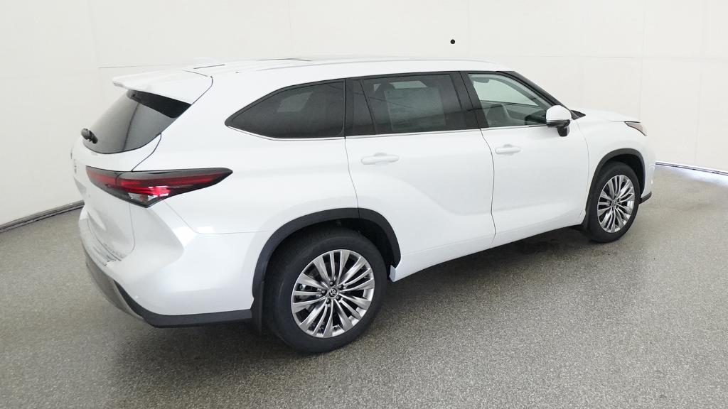 New 2026 Wind Chill Pearl <sup>1</sup> Toyota  Platinum image 2