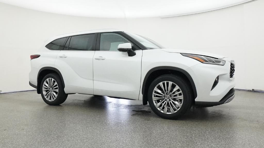 New 2026 Wind Chill Pearl <sup>1</sup> Toyota  Platinum image 12