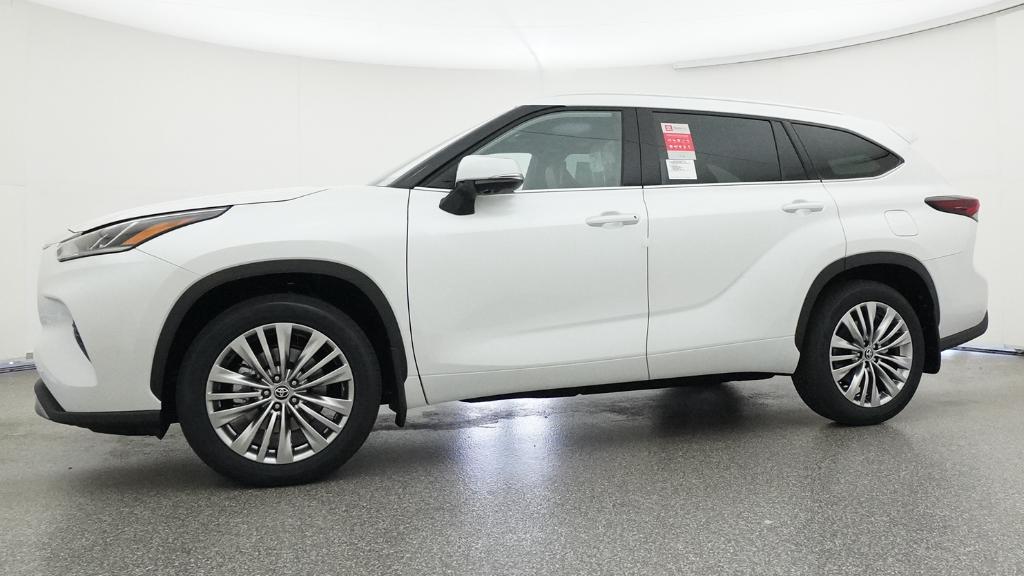 New 2026 Wind Chill Pearl <sup>1</sup> Toyota  Platinum image 22