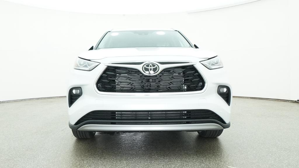 New 2026 Toyota Highlander SUV