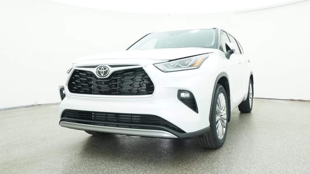 New 2026 Toyota Highlander SUV