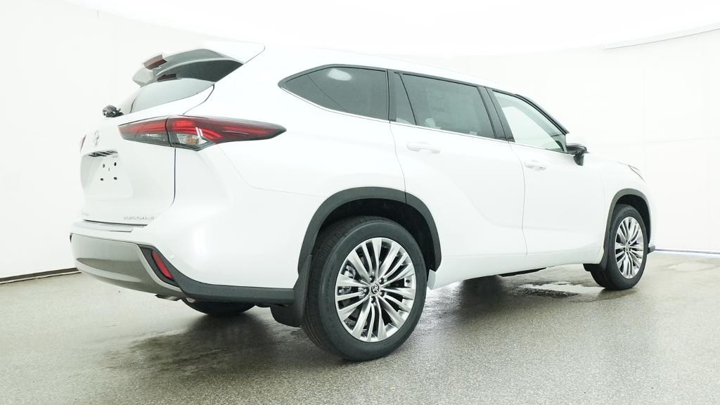New 2026 Toyota Highlander SUV