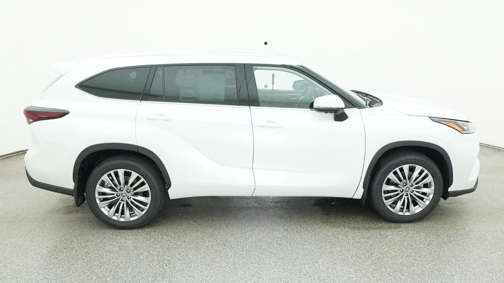 New 2026 Toyota Highlander SUV