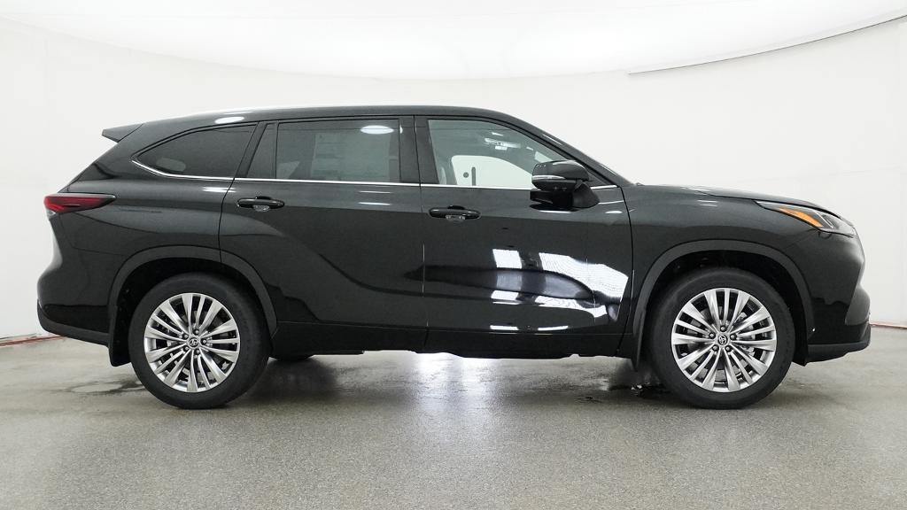 New 2026 Midnight Black Metallic Toyota Platinum image 64