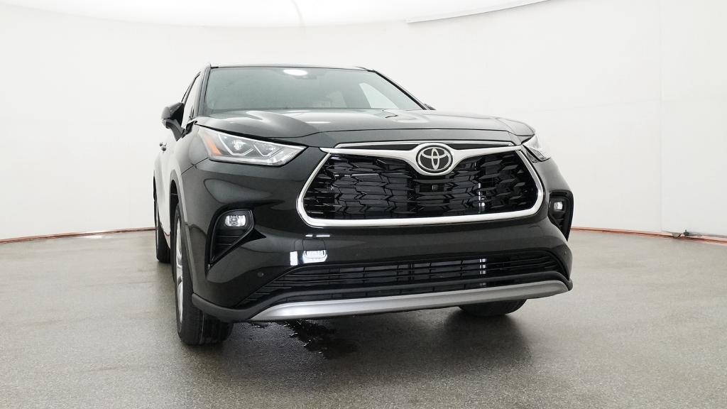 New 2026 Midnight Black Metallic Toyota Platinum image 58