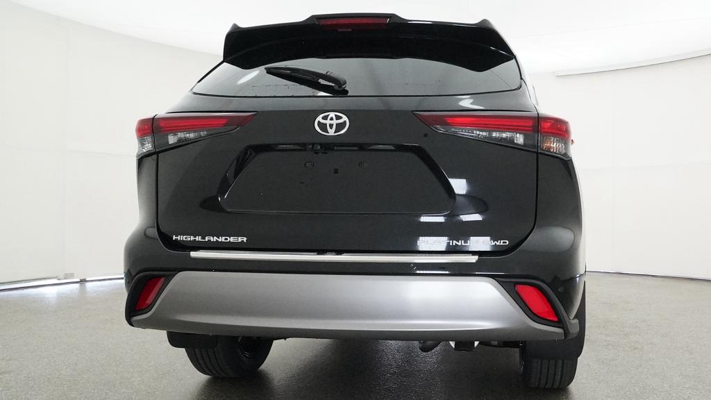 New 2026 Toyota Highlander SUV