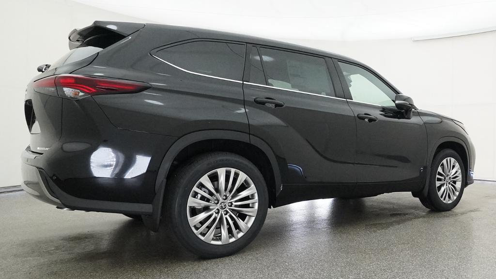 New 2026 Toyota Highlander SUV