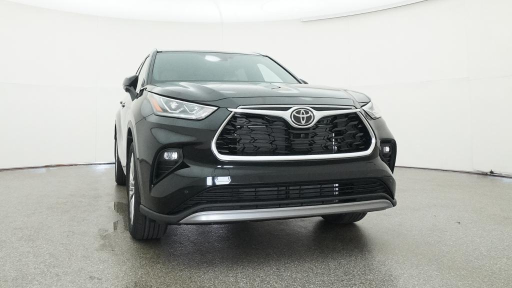 New 2026 Toyota Highlander SUV