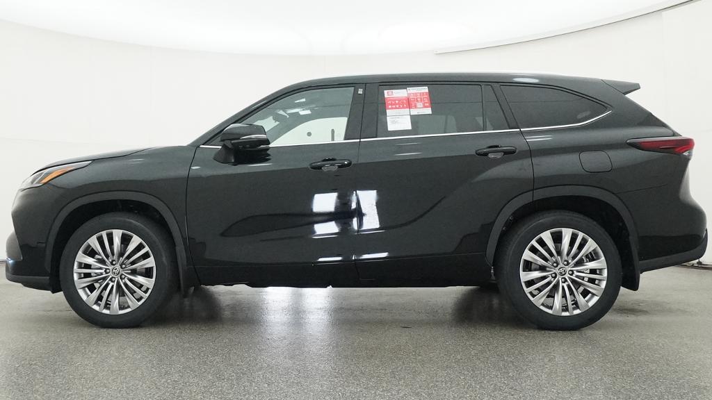 New 2026 Toyota Highlander SUV