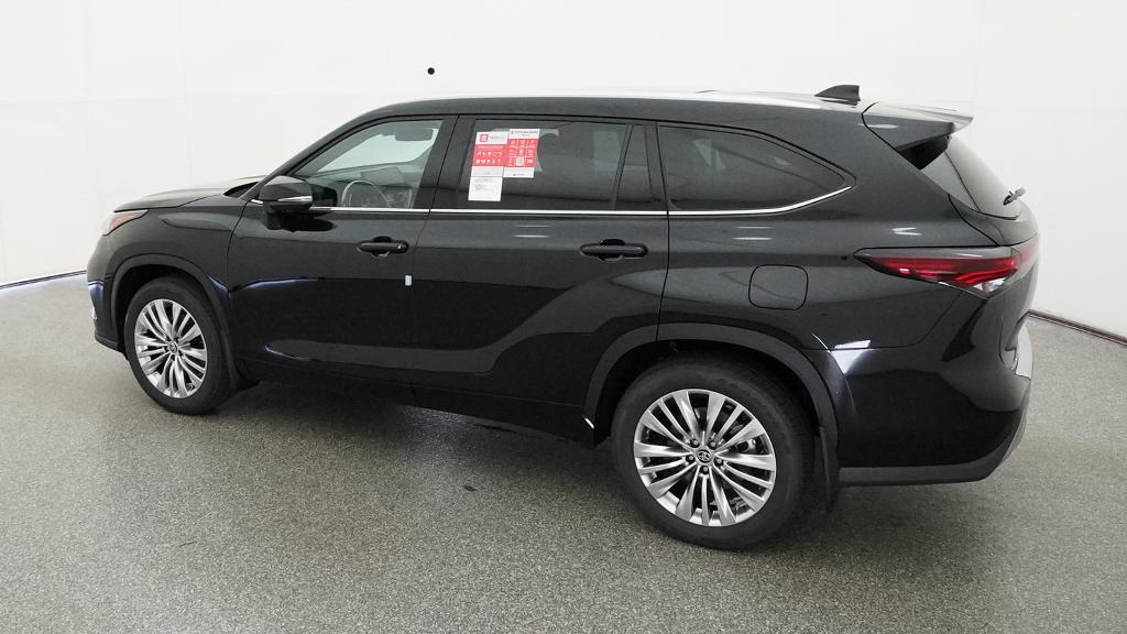 New 2026 Toyota Highlander SUV