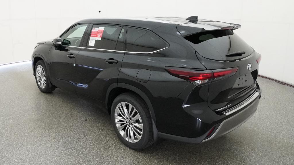 New 2026 Toyota Highlander SUV