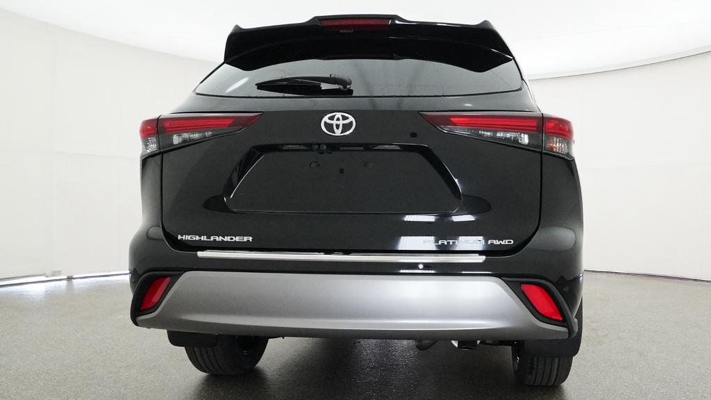 New 2026 Toyota Highlander SUV