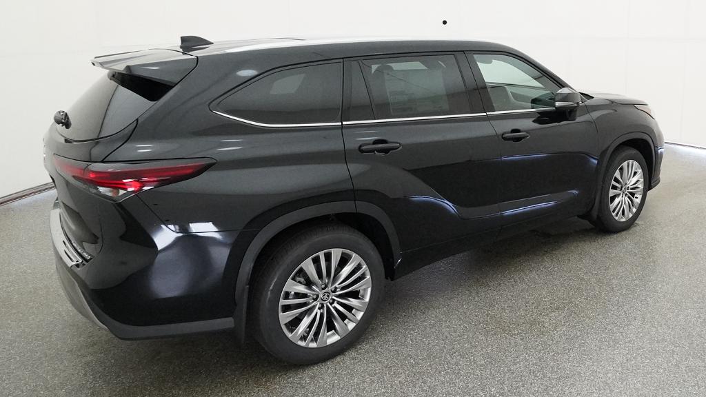 New 2026 Toyota Highlander SUV
