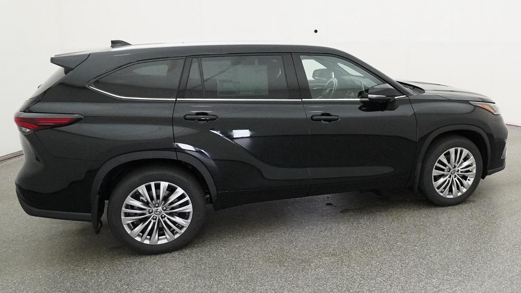 New 2026 Toyota Highlander SUV