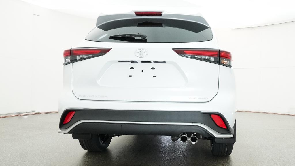New 2026 Toyota Highlander SUV