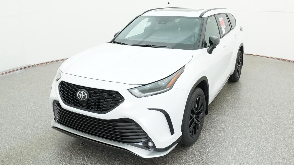 New 2026 Toyota Highlander SUV