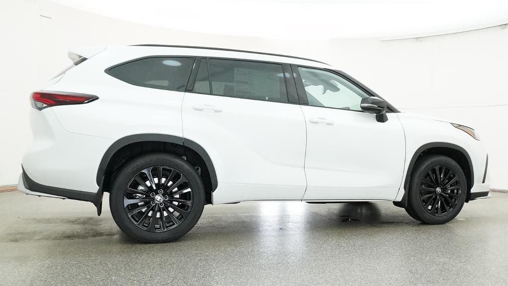 New 2026 Toyota Highlander SUV