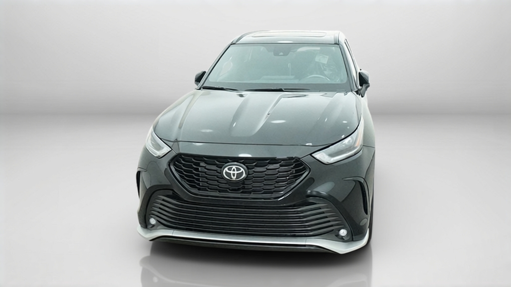New 2026 Midnight Black Metallic Toyota  XSE image 44