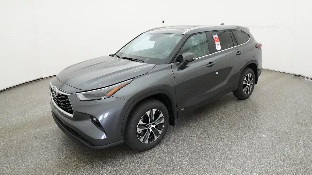 2025 Toyota Highlander Hybrid XLE
