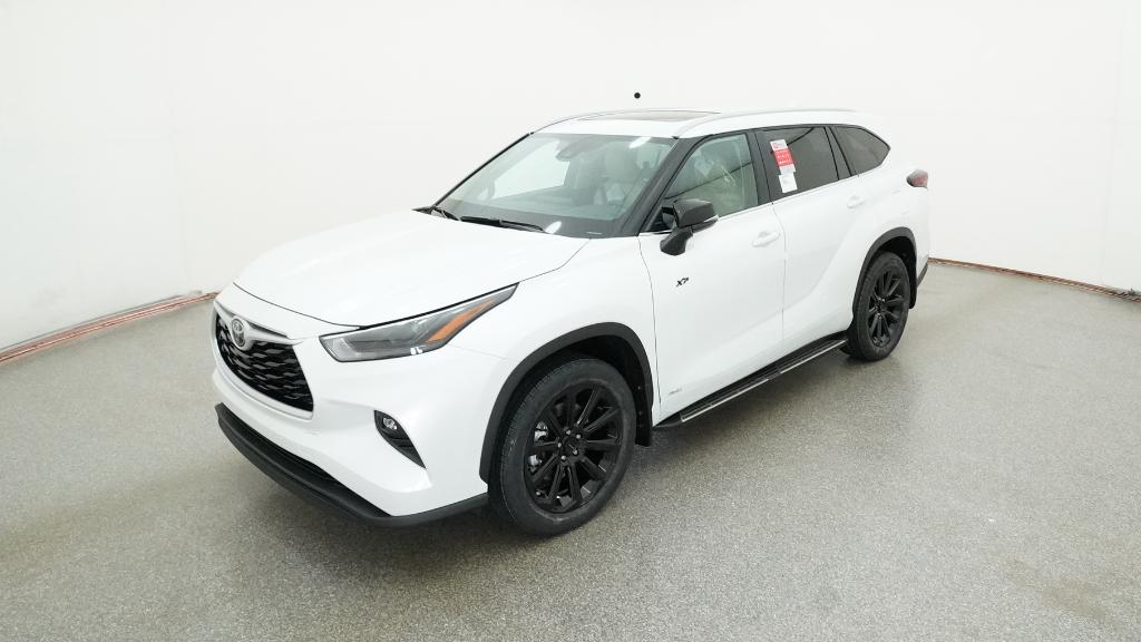 2025 Toyota Highlander Hybrid XLE